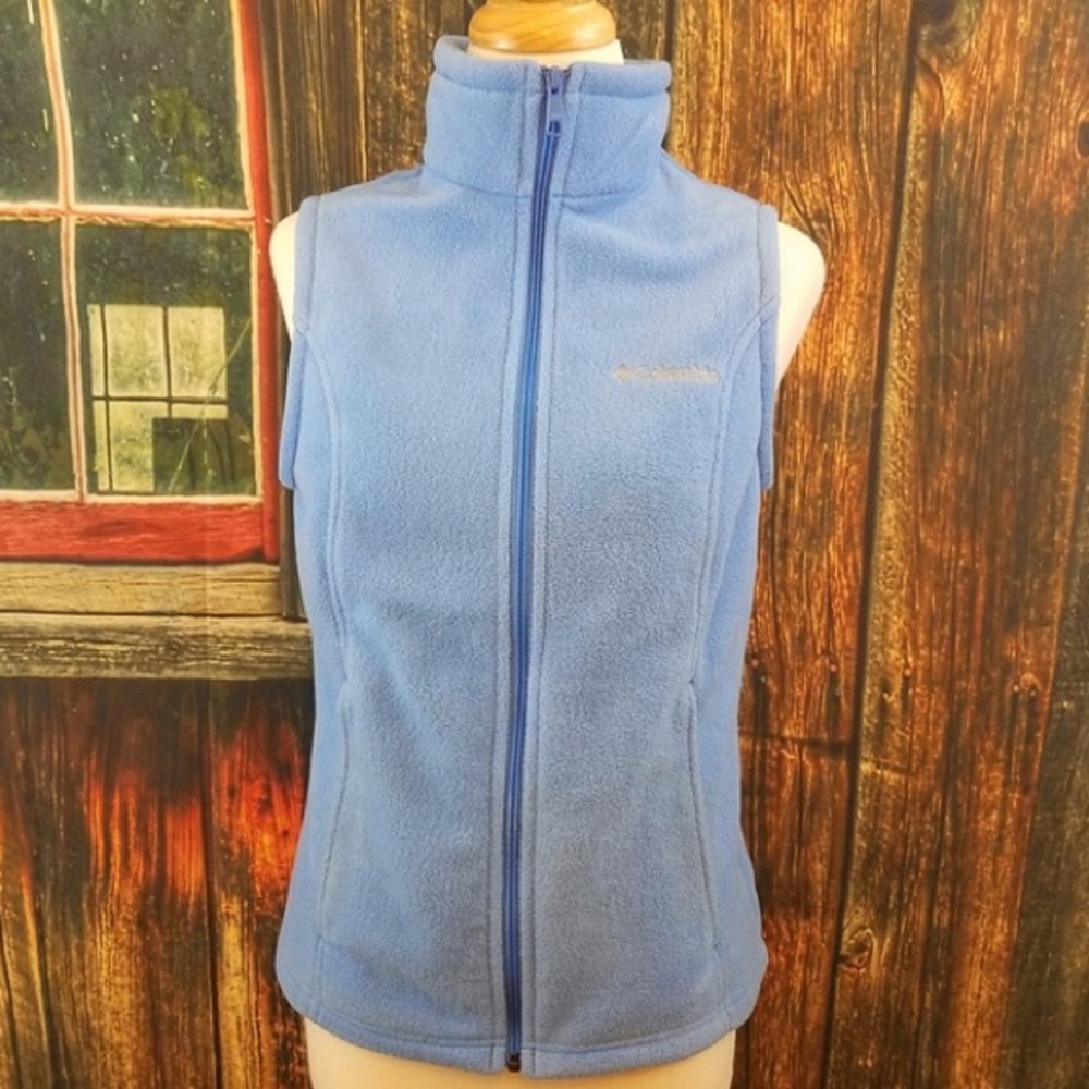 Sky blue Columbia fleece vest